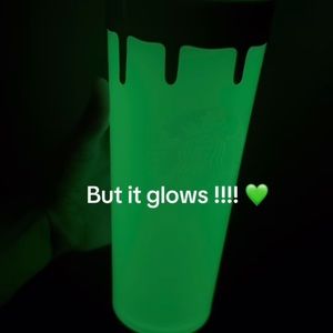 Starbuck Green Glow in the Dark Tumbler Venti 24oz New Halloween 2023 GITD